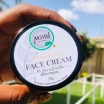 Face Cream enriched with Targetes oil Our face cream is enriched with Targetes oil and contains antifungal, antiseptic and anti-microbial properties making it a perfect addition into your skincare routine. It moisturizes, nourishes, smoothens and clears the skin. Suitable for all skin types. Msitu facial cream is best for even skin tone, clear skin and a glassy glow. With properties such as lavender, rosehip, targeted, tea tree, vitamin C and E, purely organic Results are progressive towards end of a months use