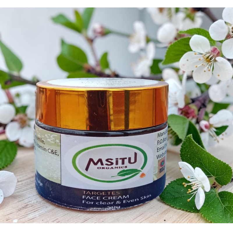 Face Cream enriched with Targetes oil Our face cream is enriched with Targetes oil and contains antifungal, antiseptic and anti-microbial properties making it a perfect addition into your skincare routine. It moisturizes, nourishes, smoothens and clears the skin. Suitable for all skin types. Msitu facial cream is best for even skin tone, clear skin and a glassy glow. With properties such as lavender, rosehip, targeted, tea tree, vitamin C and E, purely organic Results are progressive towards end of a months use